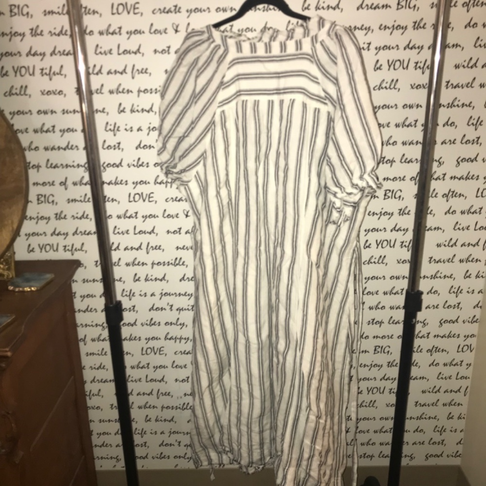 PILCRO RUFFLE-COLLAR BUTTONDOWN DRESS - Picture 9 of 12
